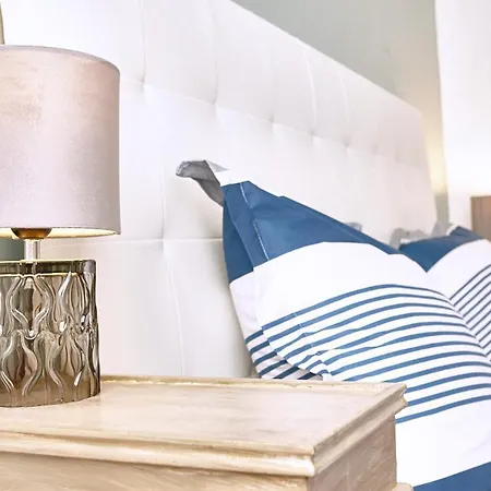 Hyper Centre - Le Chant Des Sirenes - 3 Daire